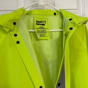 Repel Rainwear, XL reflective raincoat